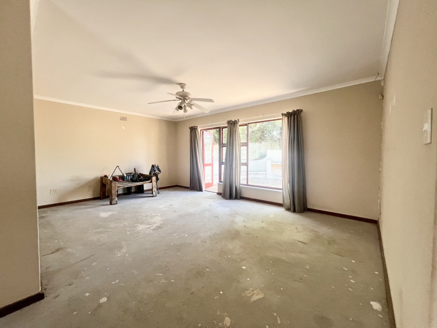 3 Bedroom Property for Sale in Flamingo Vlei Western Cape